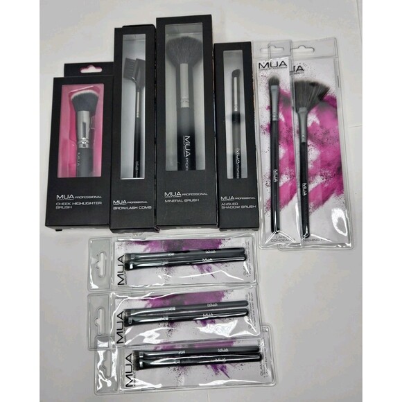 Lot of 8 Mua Professional Makeup Brushes New Concealer, Highlighter, Shadow, Fan - Picture 1 of 5